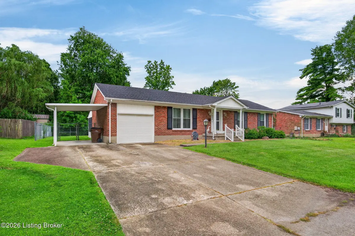 7802 Brynwood Ln, Louisville, KY 40291 - #1