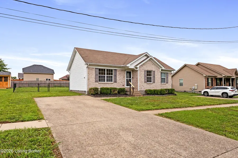 434 Gentry Ln, Mount Washington, KY 40047 - #2