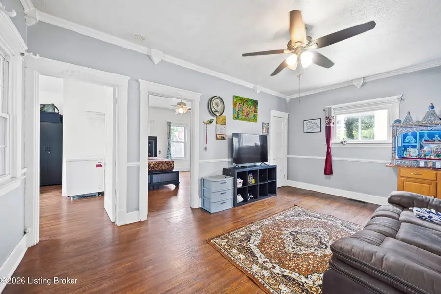 128 S Ewing Ave, Louisville, KY 40206 - #2