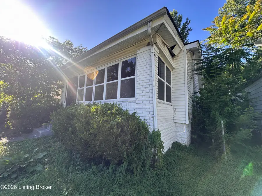 4223 Grand Ave, Louisville, KY 40211 - #2