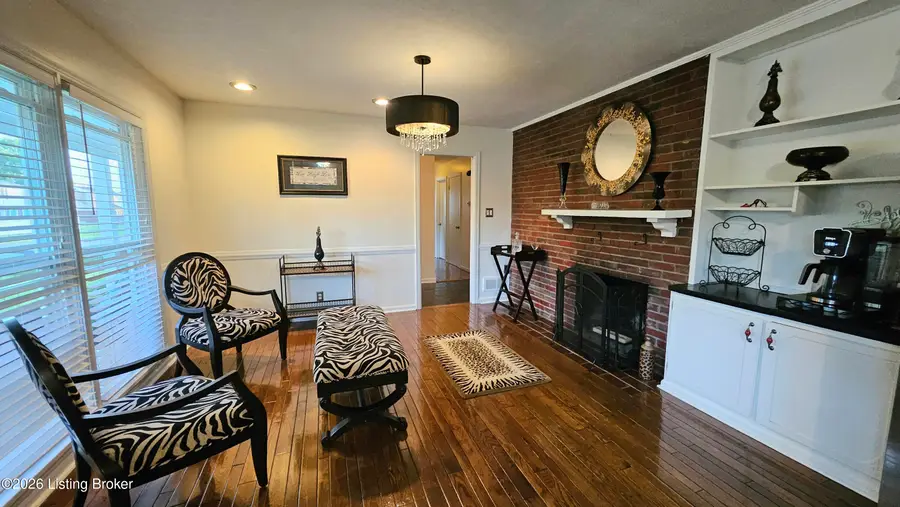 8919 Bingham Dr, Louisville, KY 40242 - #2
