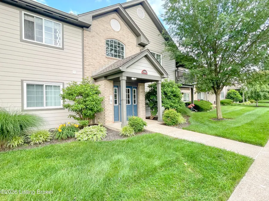 5305 Pacer Ln #204, Louisville, KY 40241 - #2