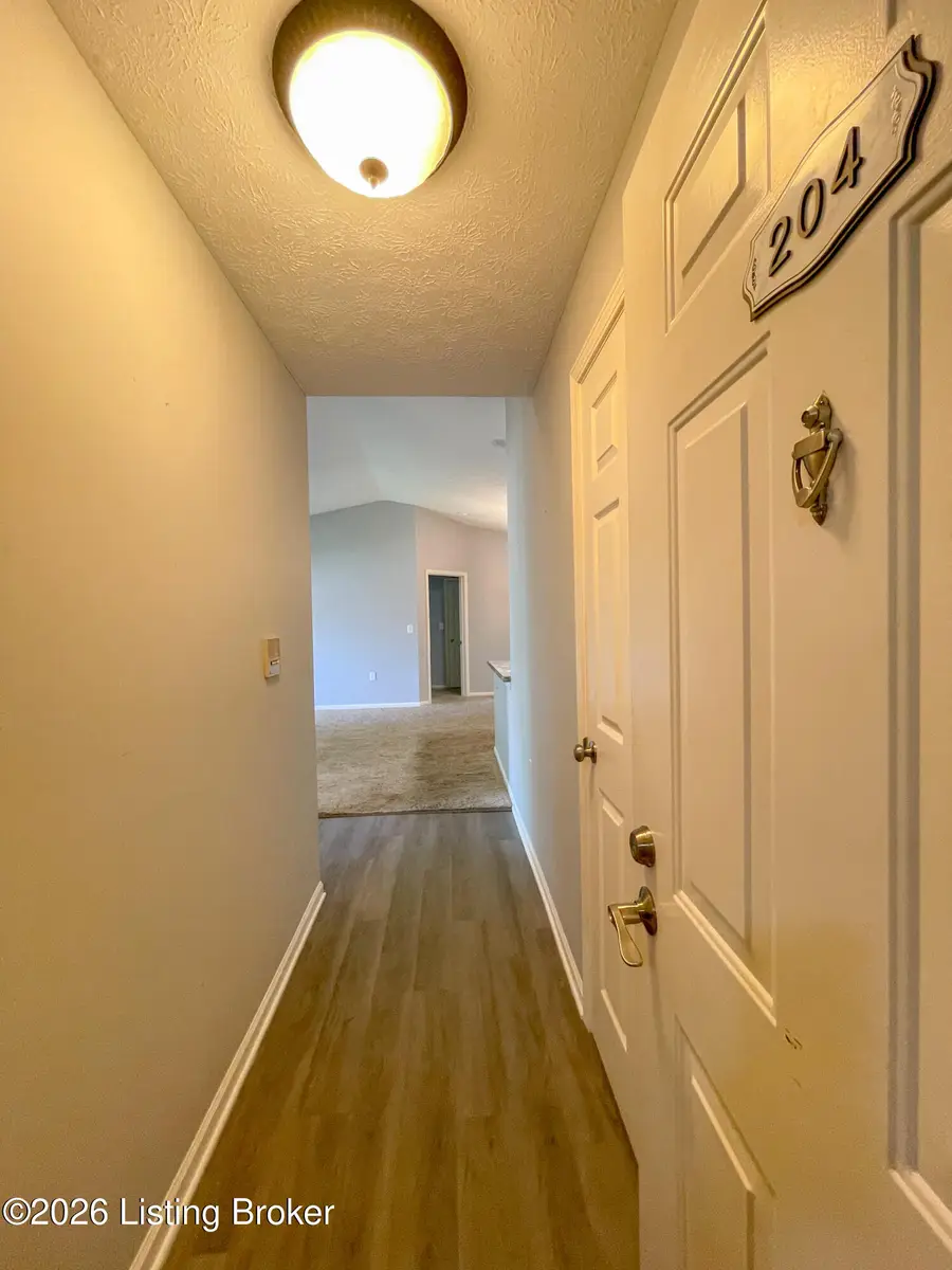 5305 Pacer Ln #204, Louisville, KY 40241 - #3