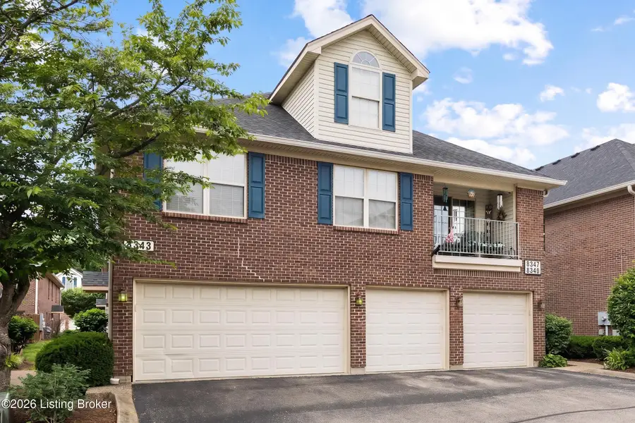 8343 Grand Trevi Dr, Louisville, KY 40228 - #2