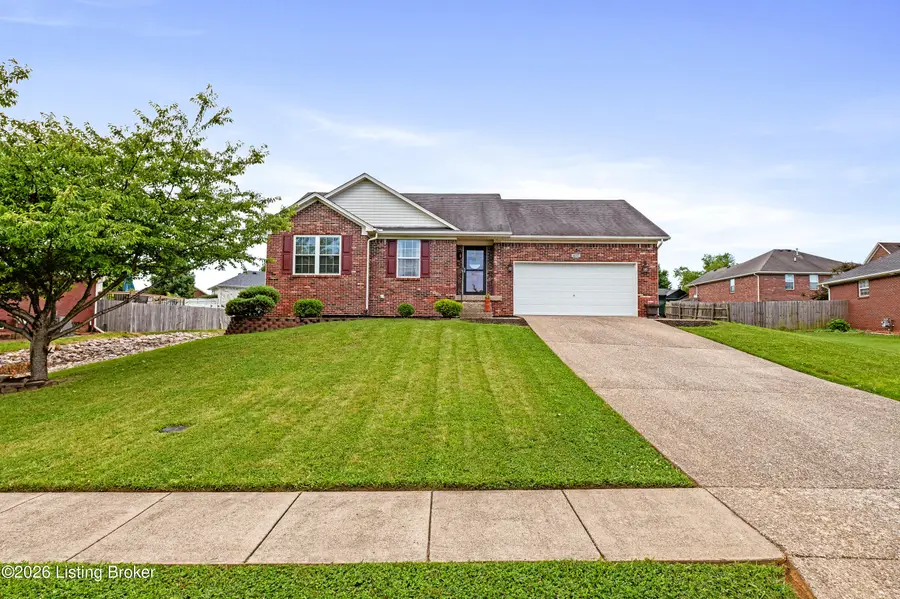 477 Erin Cir, Mount Washington, KY 40047 - #2