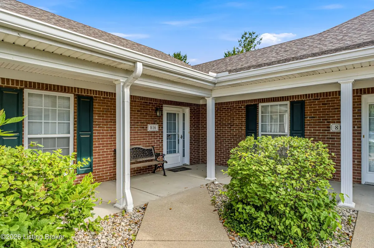 816 Garden Pointe Dr, Simpsonville, KY 40067 - #1