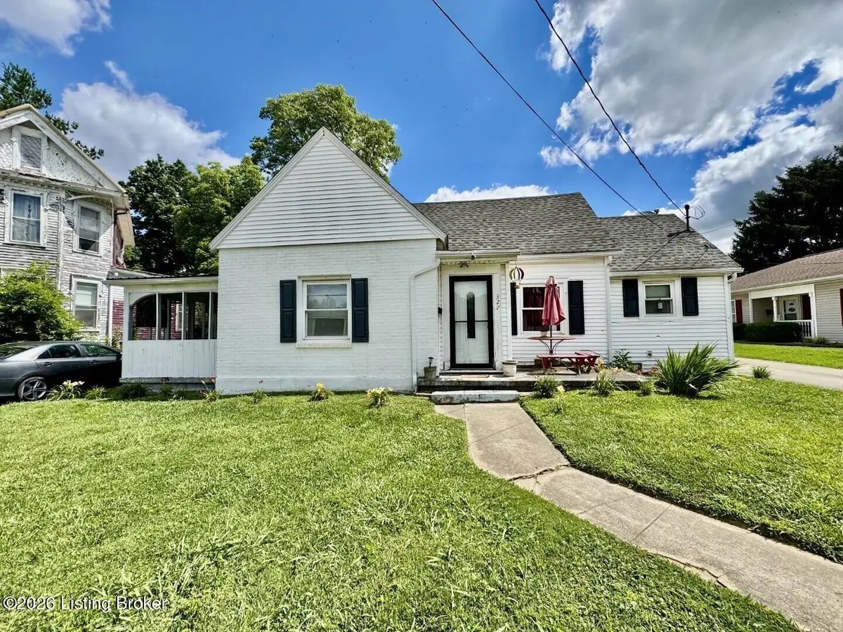 327 E Main St, Springfield, KY 40069 - #1
