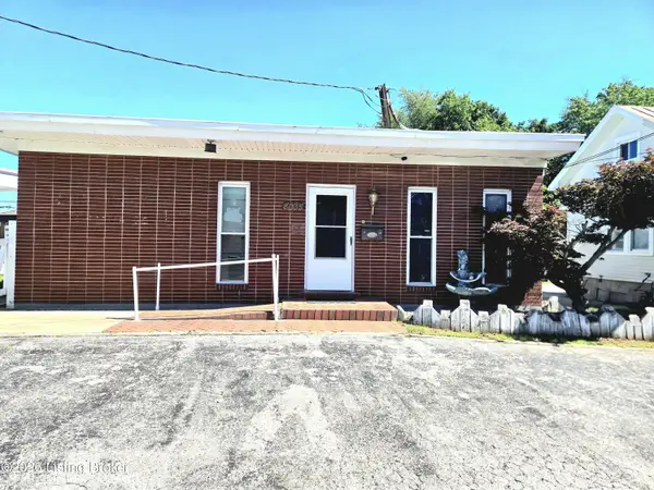4035 Blanton Ln, Louisville, KY 40216