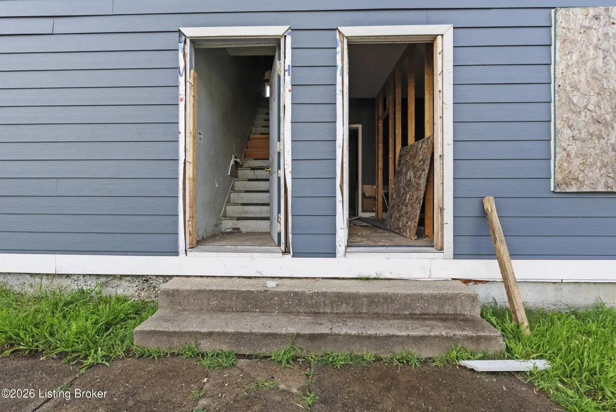 330 N 29th St, Louisville, KY 40212 - #1