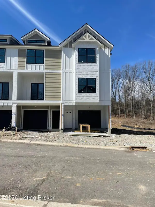 7308 Park Vue Dr, Crestwood, KY 40014