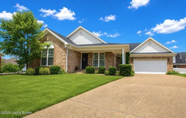 6102 Top Hat Ct, Louisville, KY 40258