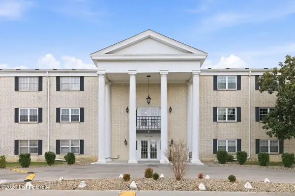205 El Conquistador Pl, Louisville, KY 40220