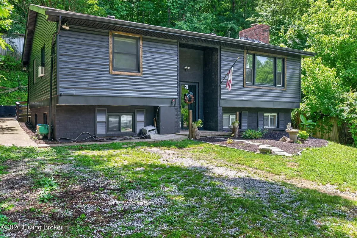 115 Ccc Bottom Rd, McKee, KY 40447 - #1