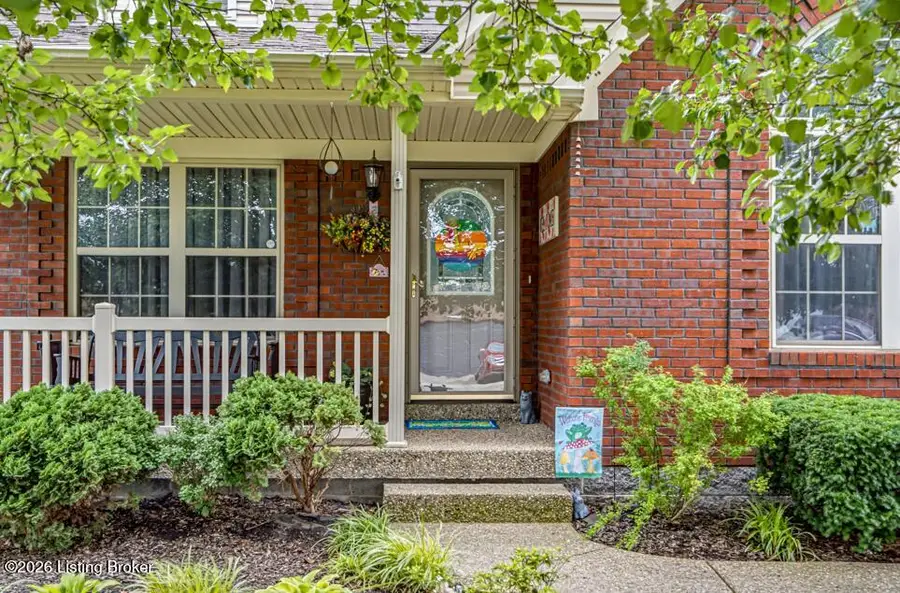304 Madison Rae Blvd, Shepherdsville, KY 40165 - #2