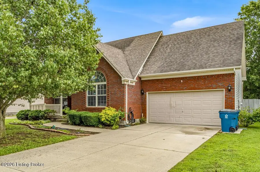 304 Madison Rae Blvd, Shepherdsville, KY 40165 - #3