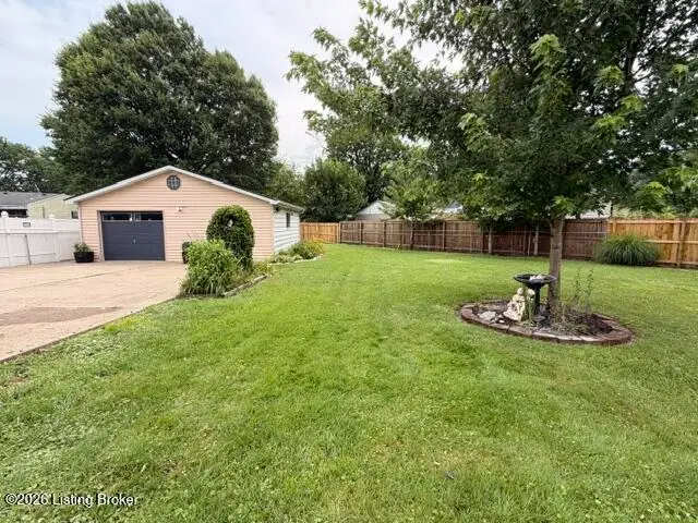 4925 Raven Rd, Lynnview, KY 40213 - #3