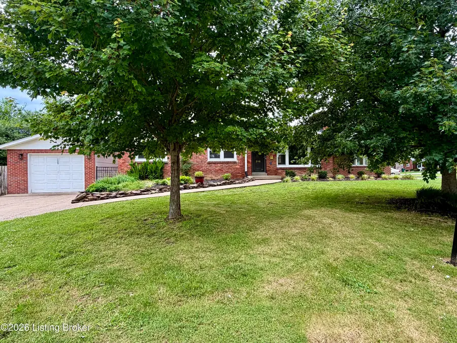 316 Short Rd, Louisville, KY 40207 - #3