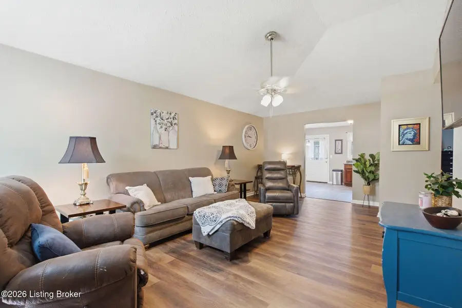 1123 Jonestown Ln, Lexington, KY 40517 - #3