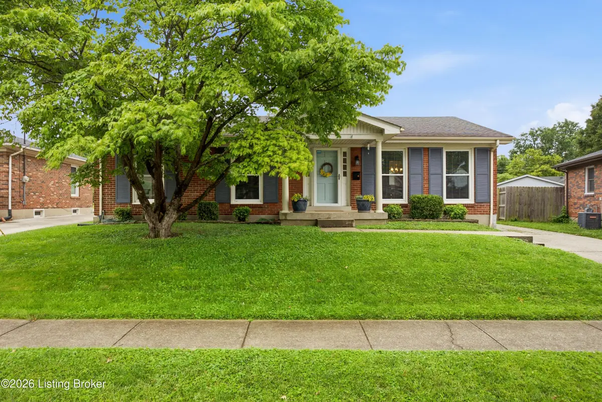 4012 Landside Dr, Louisville, KY 40220 - #1
