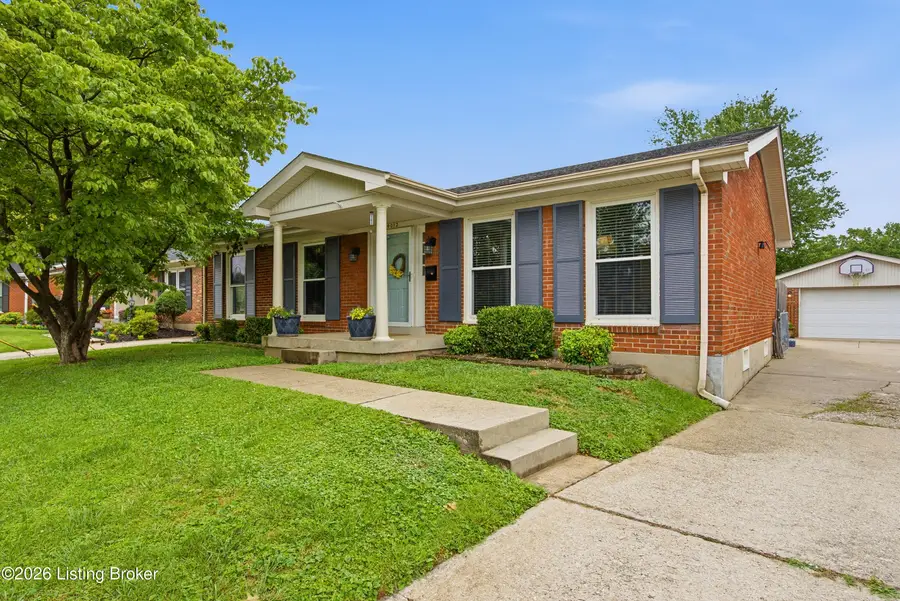4012 Landside Dr, Louisville, KY 40220 - #2