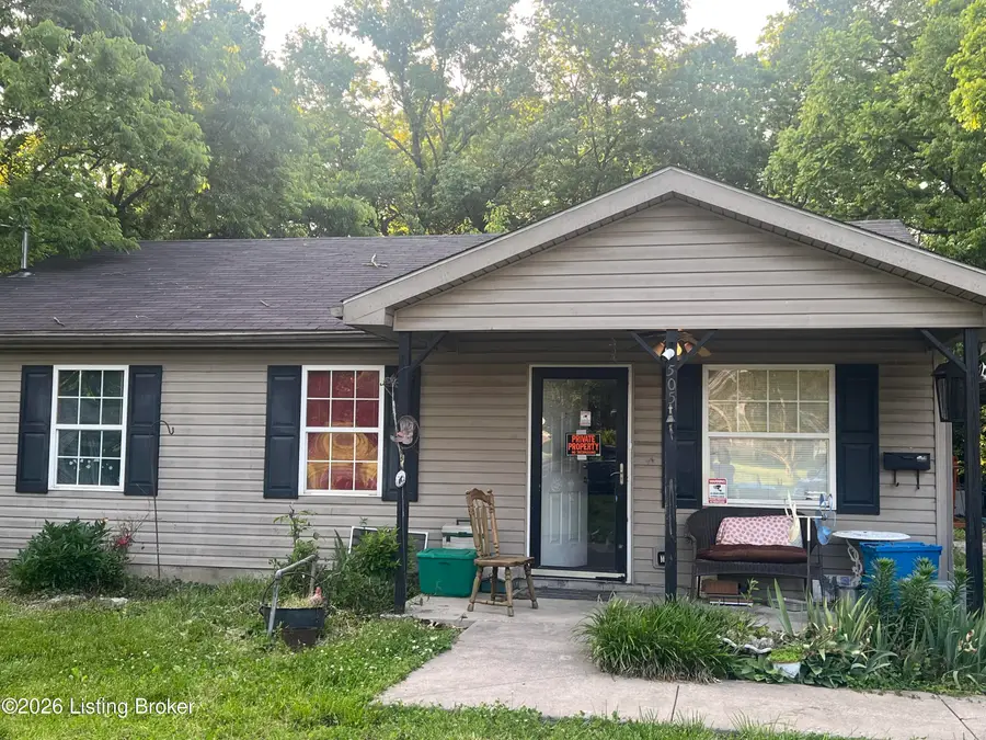 505 E Woodford St, Lawrenceburg, KY 40342 - #2