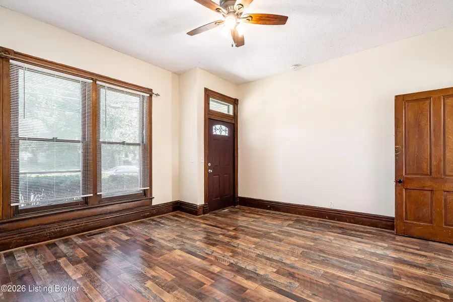 992 Goss Ave, Louisville, KY 40217 - #3