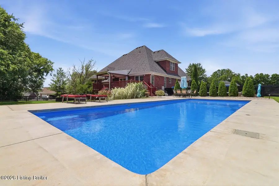 3704 Ballard Woods Ct, Smithfield, KY 40068 - #2