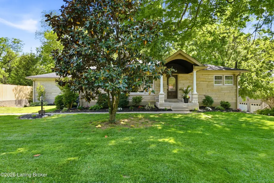4210 Dolphin Rd, Louisville, KY 40220 - #2
