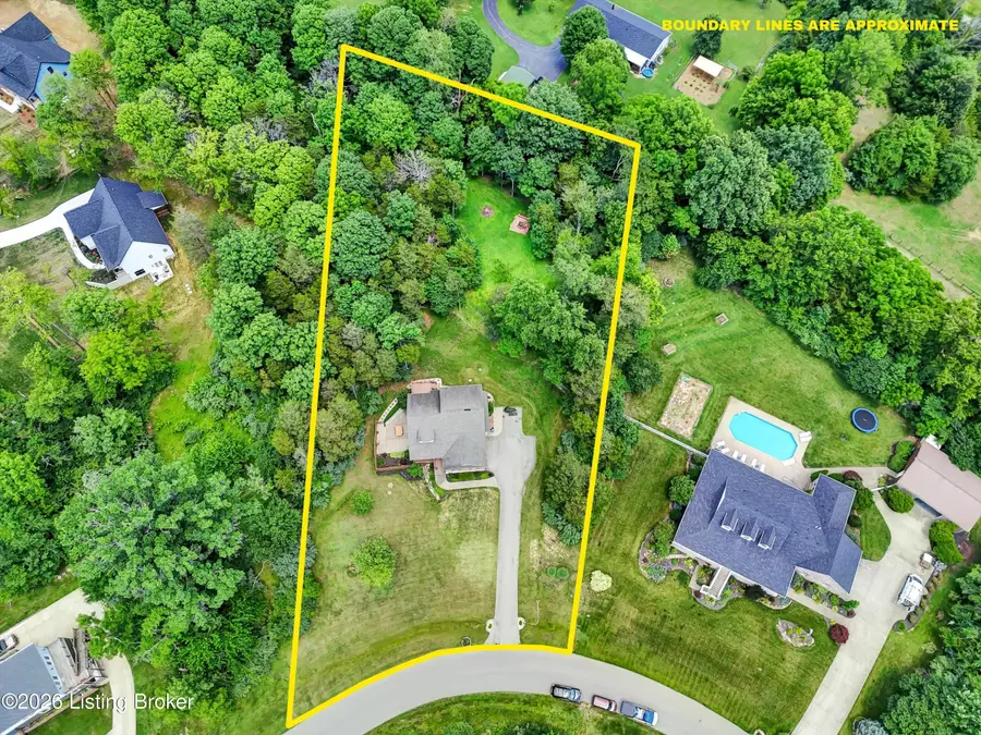 2823 Hollow Oak Dr, Crestwood, KY 40014 - #2