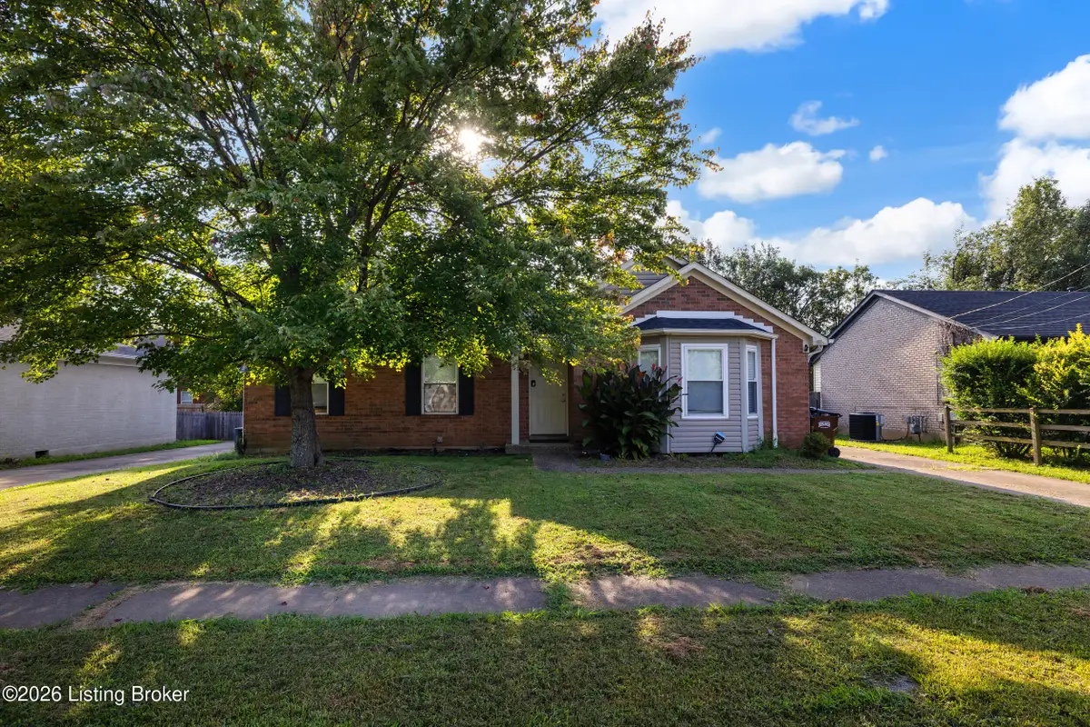 5105 Cynthia Dr, Louisville, KY 40291 - #1