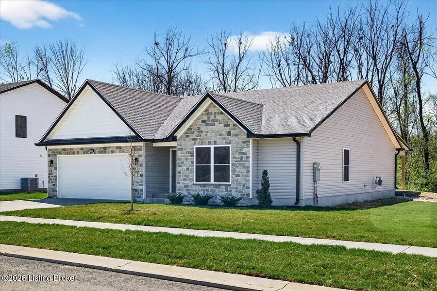 8209 Roseborough Rd, Louisville, KY 40228 - #2