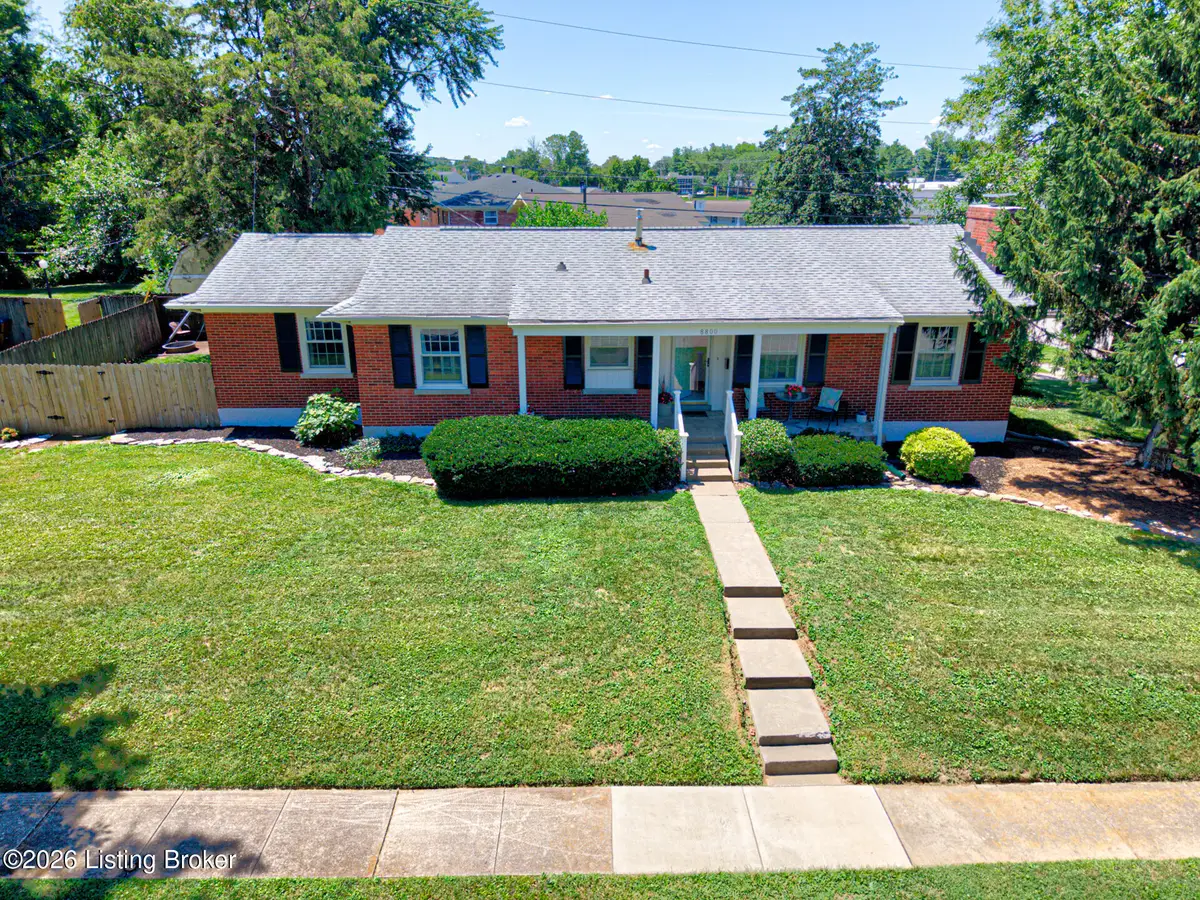8800 Hermitage Ct, Louisville, KY 40242 - #1