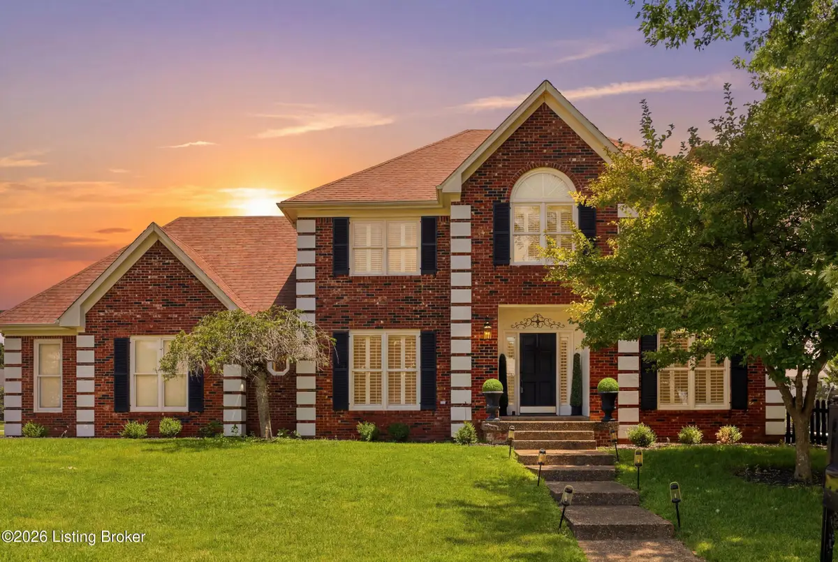 4201 Bryant Park Dr, Louisville, KY 40299 - #1