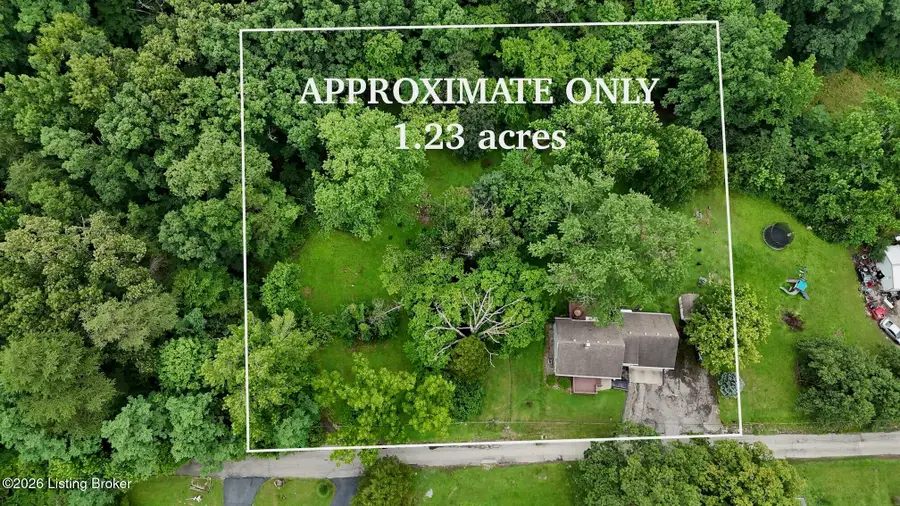 323 Estella Ave, New Albany, IN 47150 - #2