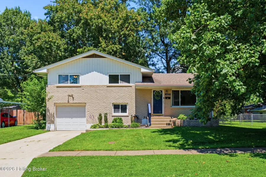 3025 Nepperhan Rd, Louisville, KY 40220 - #2