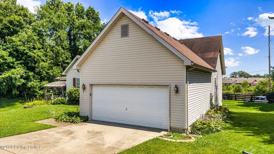 6919 Samuel Long Way, Louisville, KY 40229 - #3