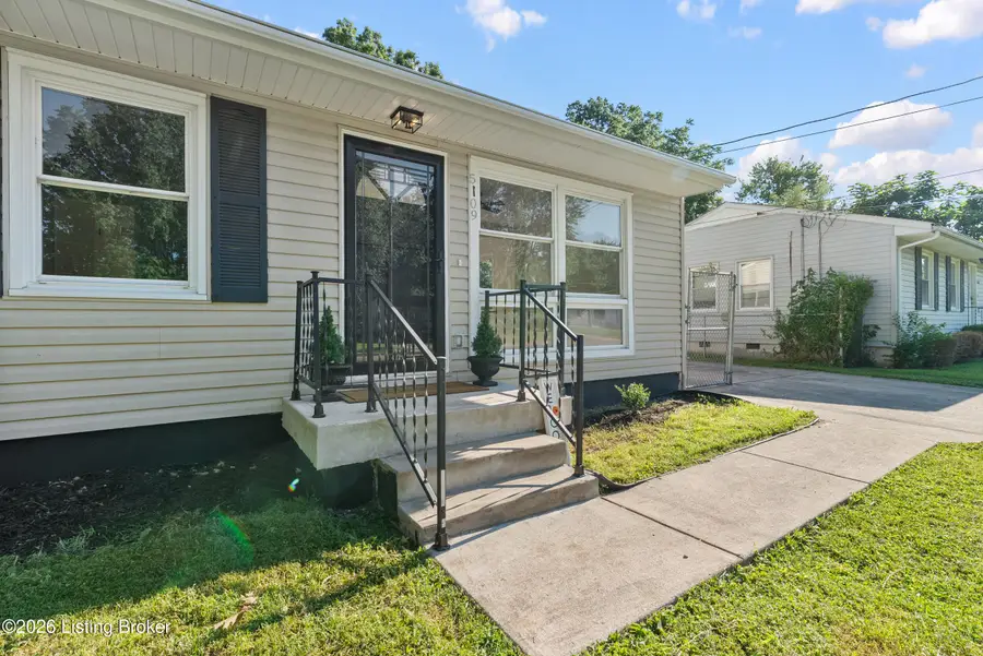 5109 Red Oak Ln, Louisville, KY 40218 - #2