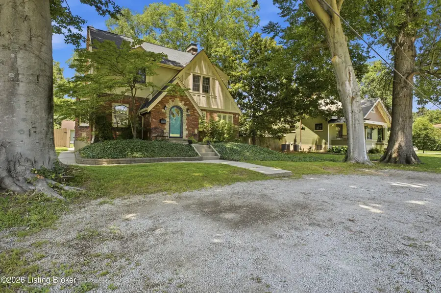 3941 Grandview Ave, Louisville, KY 40207 - #3