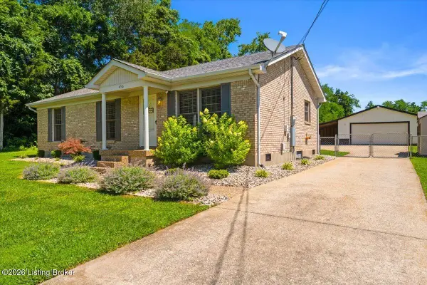 456 Oak Run Dr, Mt Washington, KY 40047