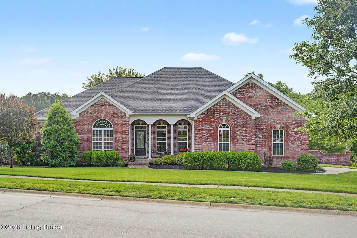 5710 Valley Park Dr, Louisville, KY 40299 - #1