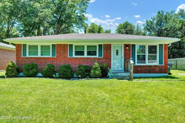 9509 Yellow Pine Ct, Louisville, KY 40229