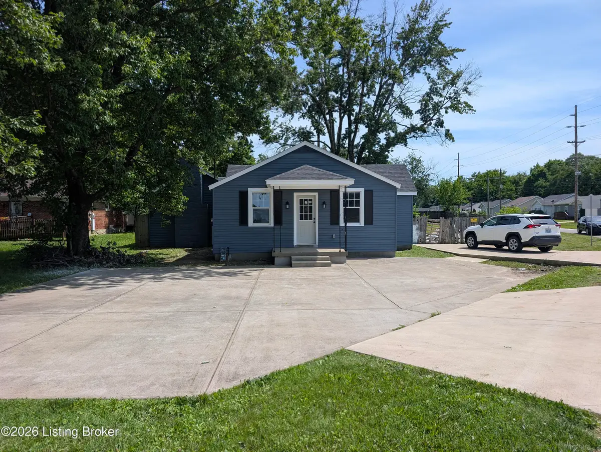 3800 E Indian Trail, Louisville, KY 40213 - #1