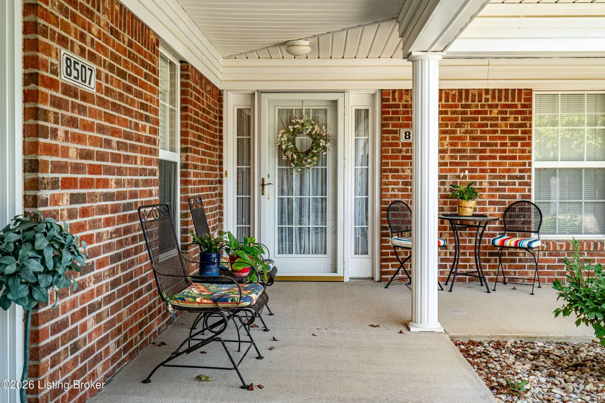 8509 Applegate Village Dr, Louisville, KY 40219 - #1