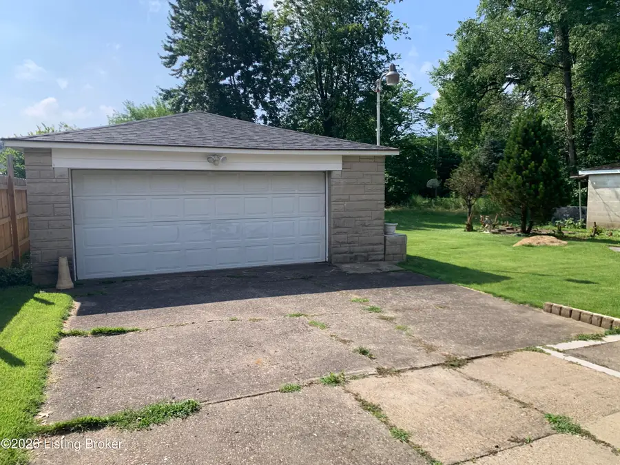 4929 Fielding Way, Louisville, KY 40216 - #3