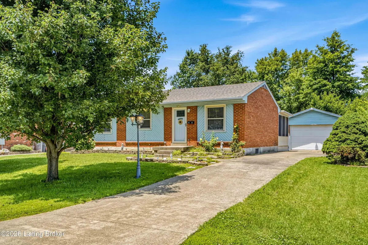 6703 Barbrook Rd, Louisville, KY 40258 - #1