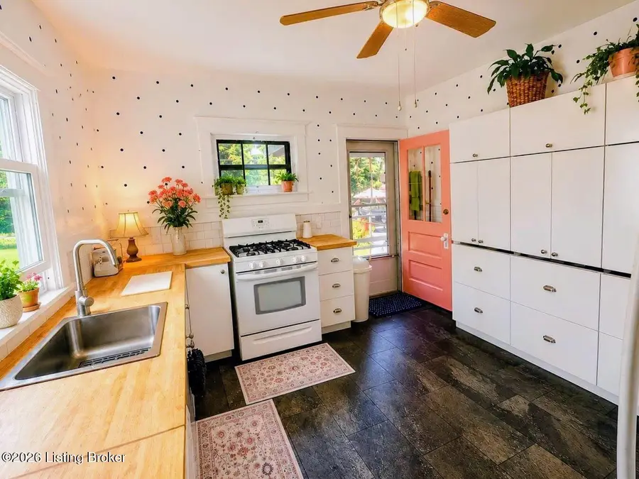 116 N 42nd St, Louisville, KY 40212 - #3