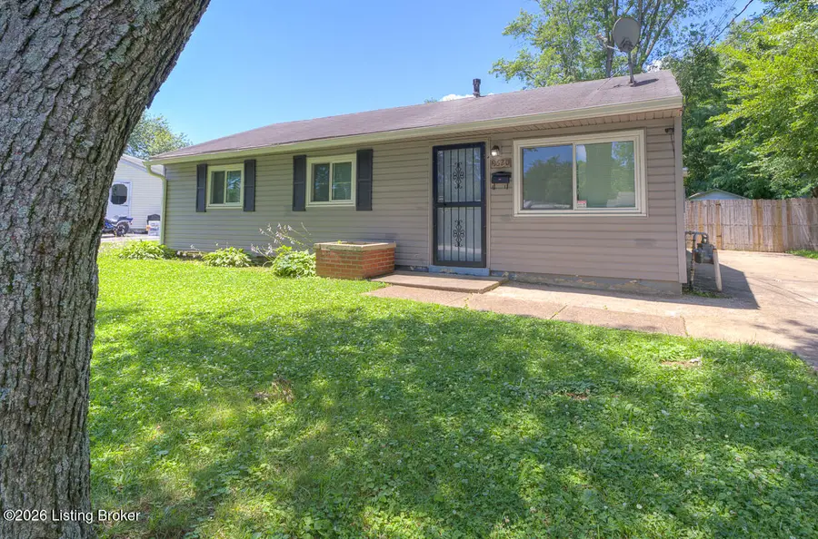9620 El Prado St, Louisville, KY 40272 - #2