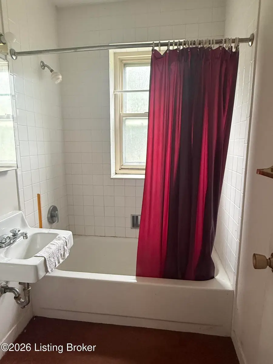 1773 Algonquin Pkwy, Louisville, KY 40210 - #3
