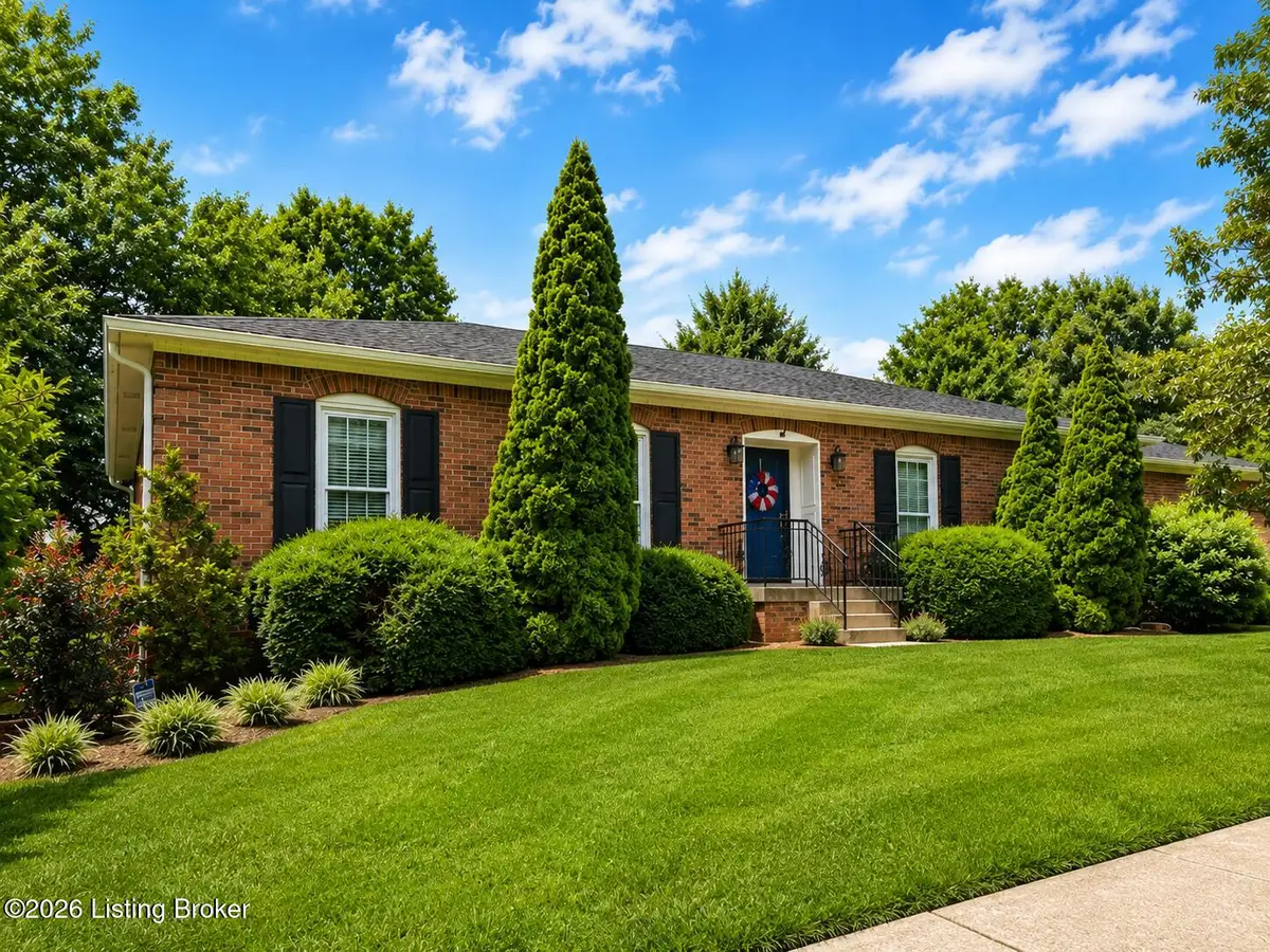 8909 Blossom Ln, Louisville, KY 40242 - #1
