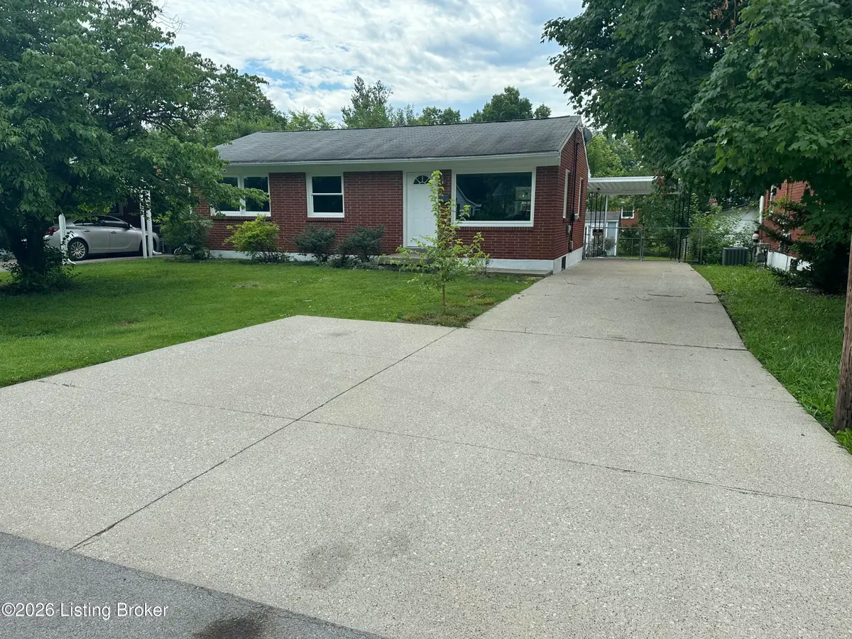 1318 Lacona Ln, Louisville, KY 40213 - #1